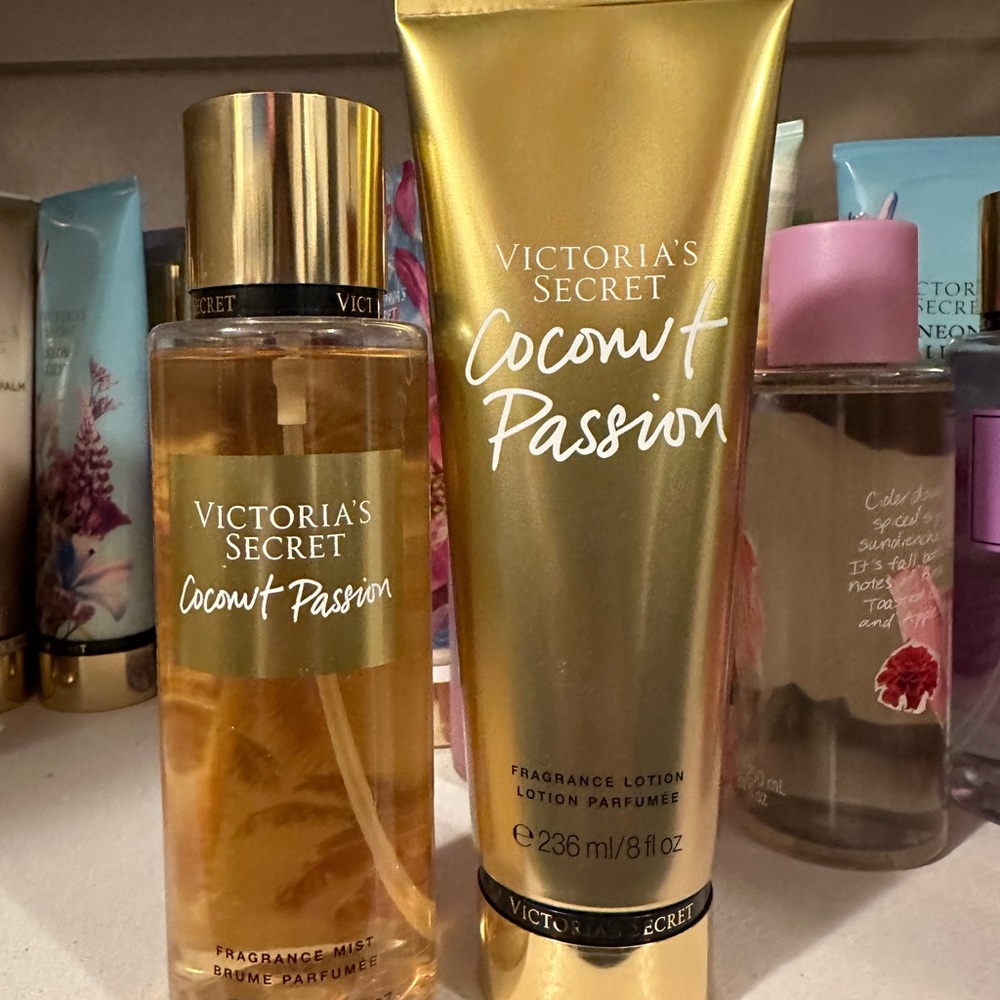 Victoria secret lotion and mist set
